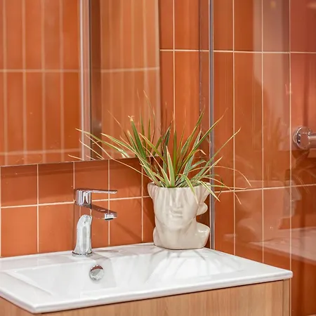 Le Dalmatie - Sauna - Jacuzzi - Clim - Gare Sncf Lägenhet *