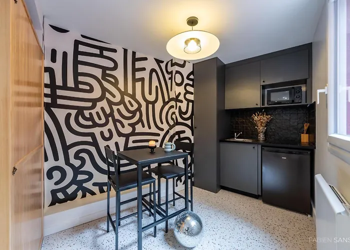 Le Dalmatie - Sauna - Jacuzzi - Clim - Gare Sncf 아파트 *